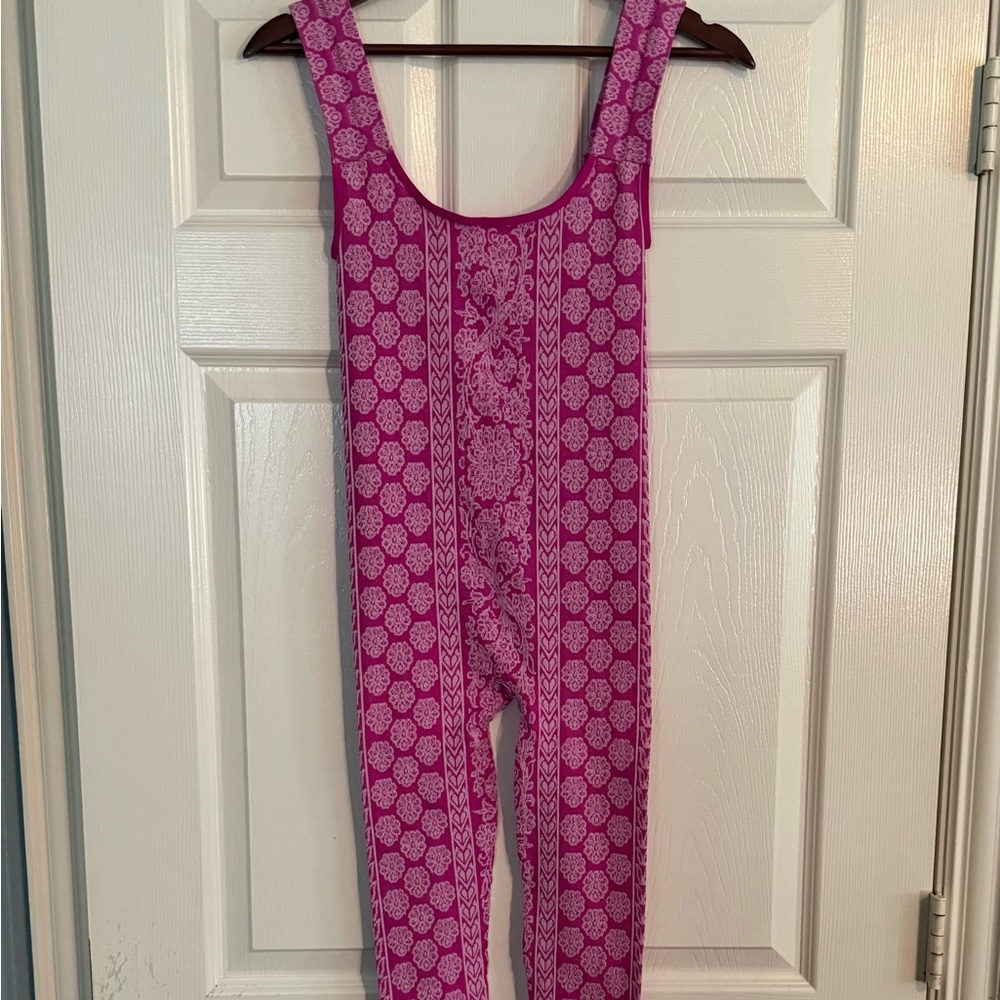 Free People (Intimately) One-Piece/Onsie NWOT gorgeous Pink/White L/XL